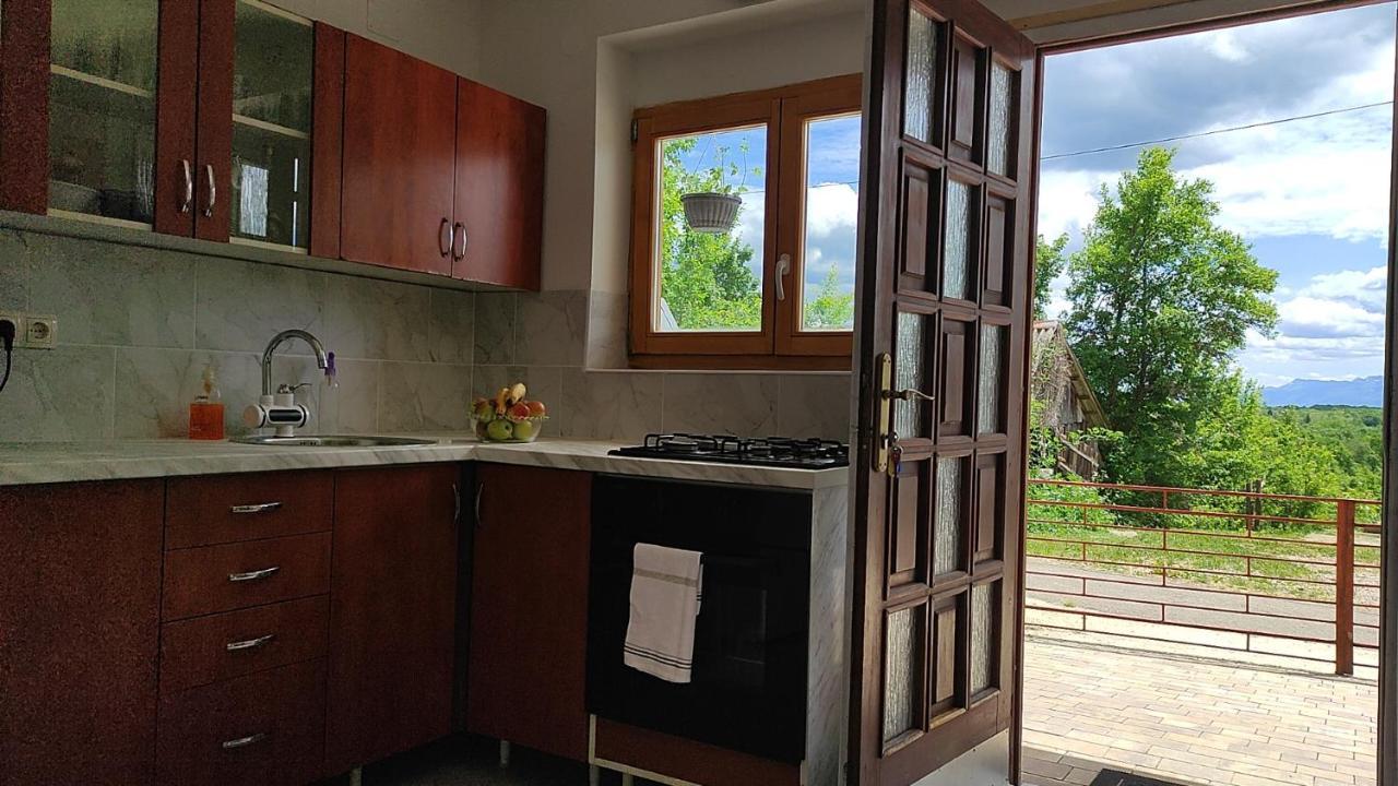 Perusic Apartman Mare - Beauty In The Heart Of Lika מראה חיצוני תמונה